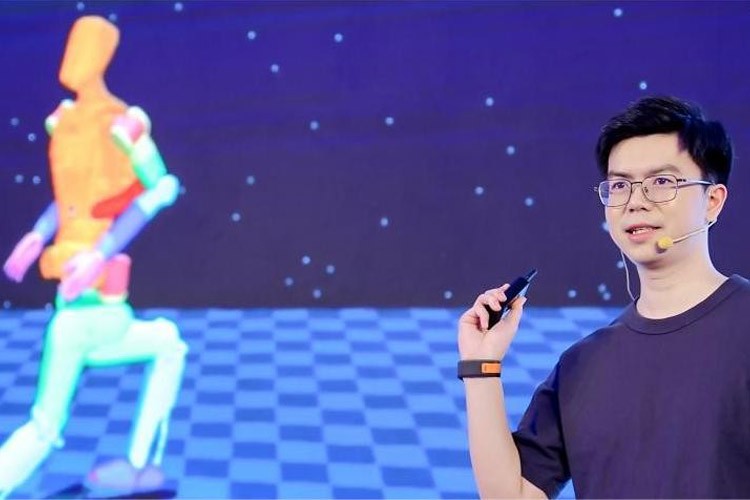 天才少年稚晖君ok138cn太阳集团机器人走路进场！AI模型做大脑，目标售价20万以内